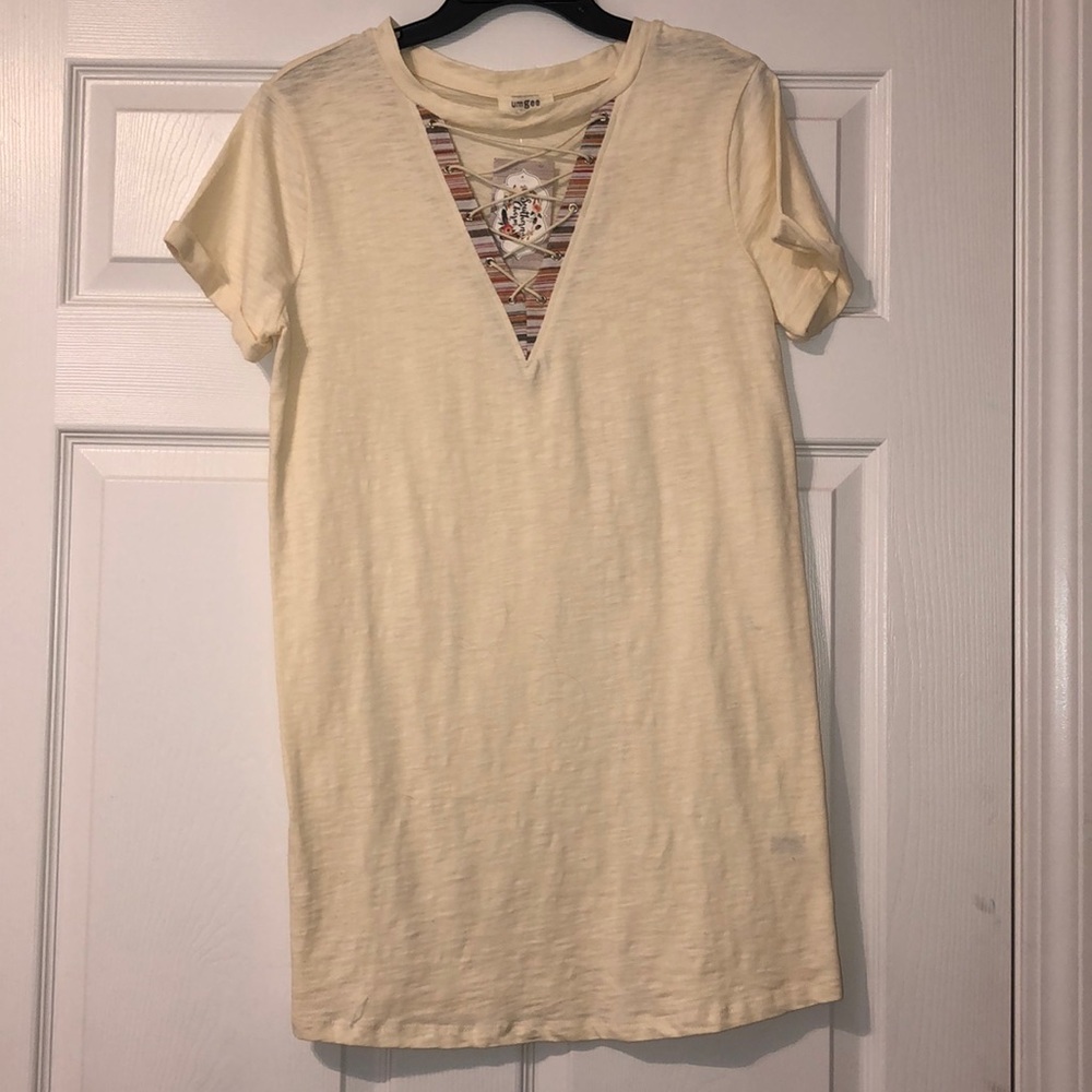 V neck dress with laces